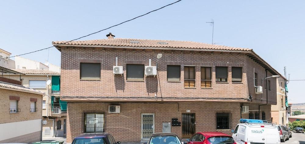 Apartamentos Turisticos TurisΤολέδο Εξωτερικό φωτογραφία