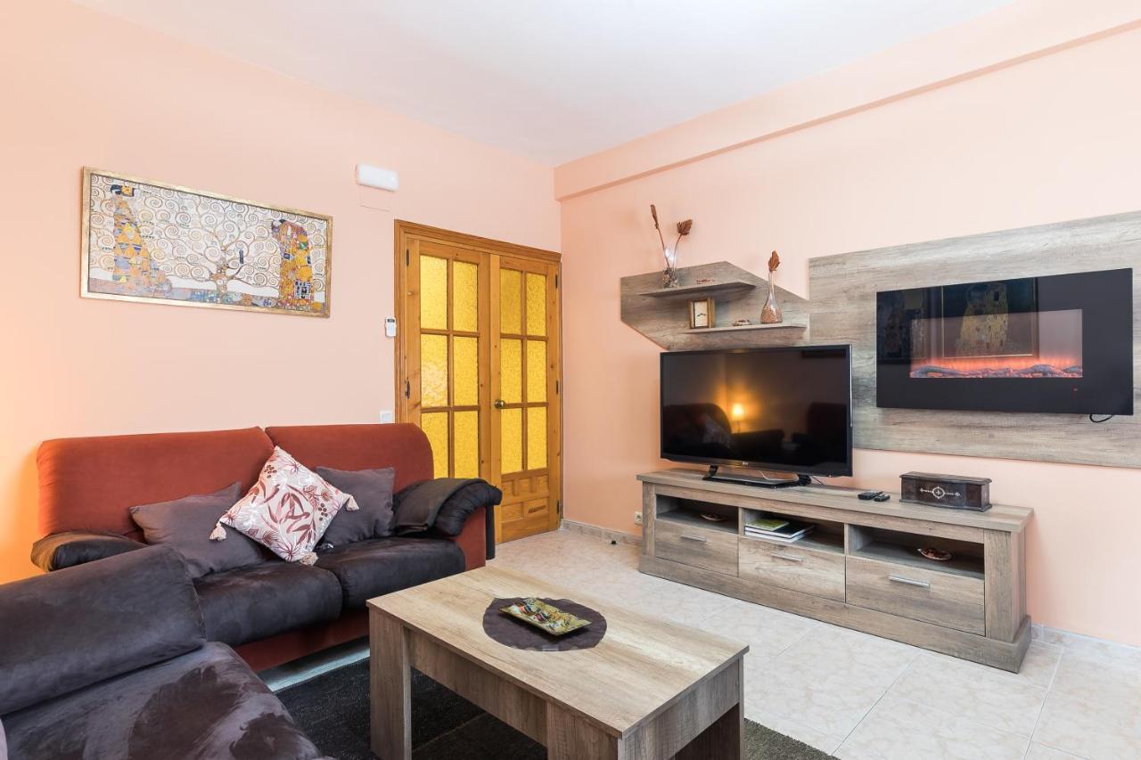 Apartamentos Turisticos TurisΤολέδο Εξωτερικό φωτογραφία